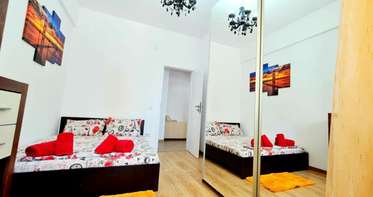 Red Accommodation Near Palas Mall Iasi Exteriér fotografie
